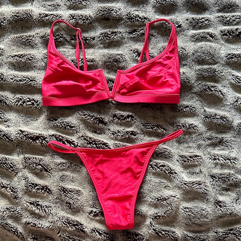 FAE Bikini size Large (runs small)
